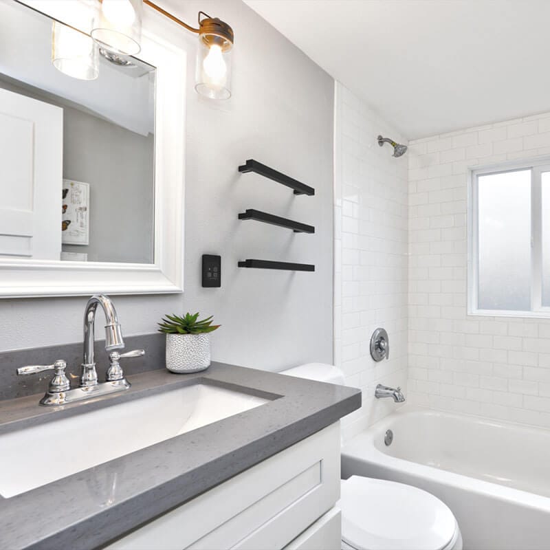 Amba Modello I Square 40 Hardwired Single Bar Matte Black Side View Bathroom Set Up