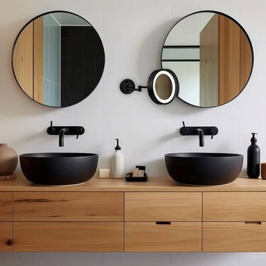 Blush Magnifying Mirror With Light Matte Black