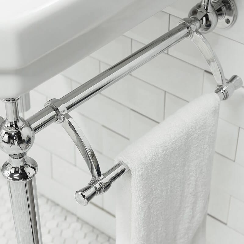 James Martin Wellington 24" Single Vanity With Chrome Finish Stand Towel Holder With Towel