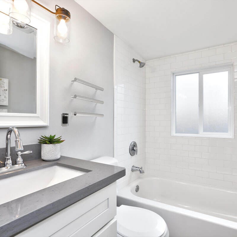 Modello I Round 20 Hardwired Single Bar Polished Stainless Side View Bathroom Set Up