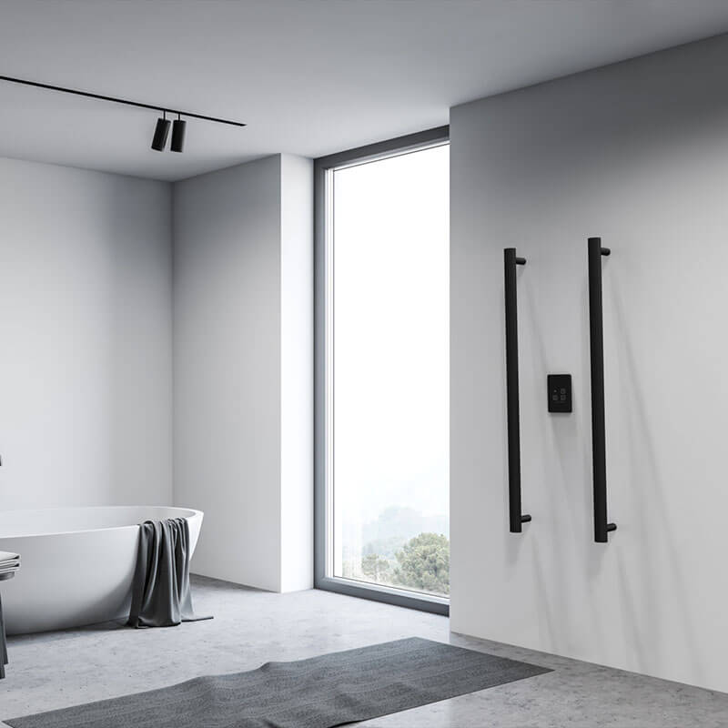 Modello I Round 40 Hardwired Single Bar Matte Black Side View Bathroom Set Up