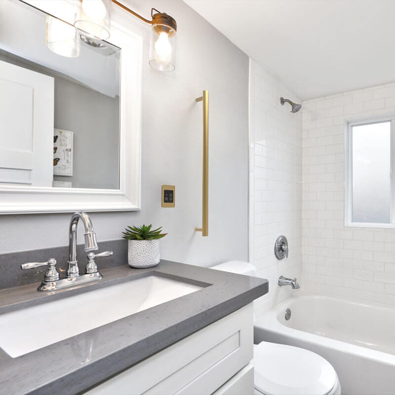 Modello I Round 40 Hardwired Single Bar Satin Brass Side View Bathroom Set Up